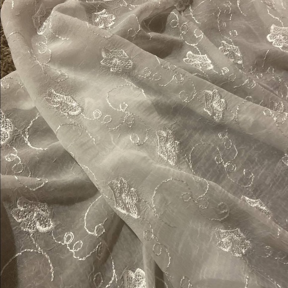 Curtains - Picture 3 of 5